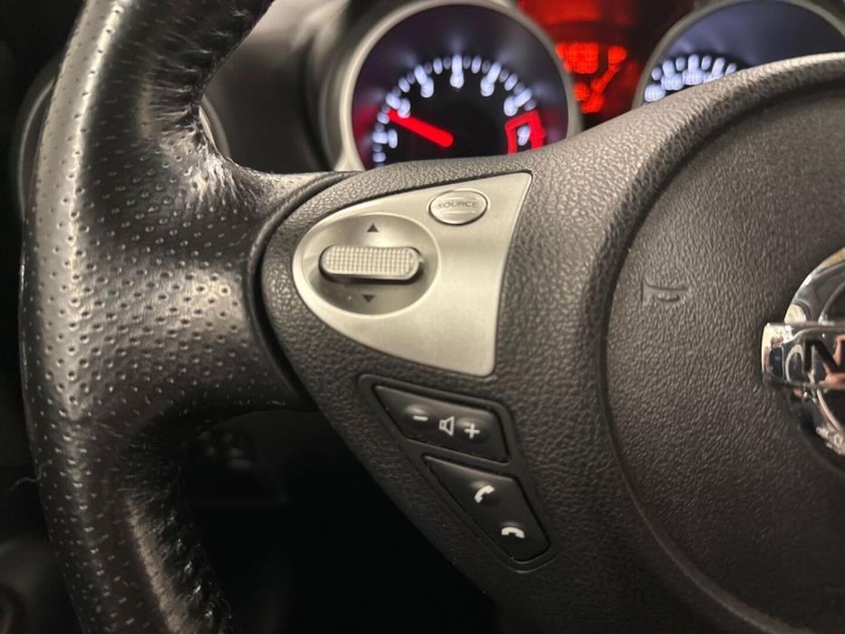 NISSAN Juke 2011