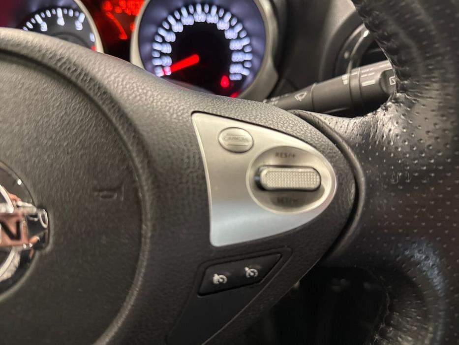 NISSAN Juke 2011