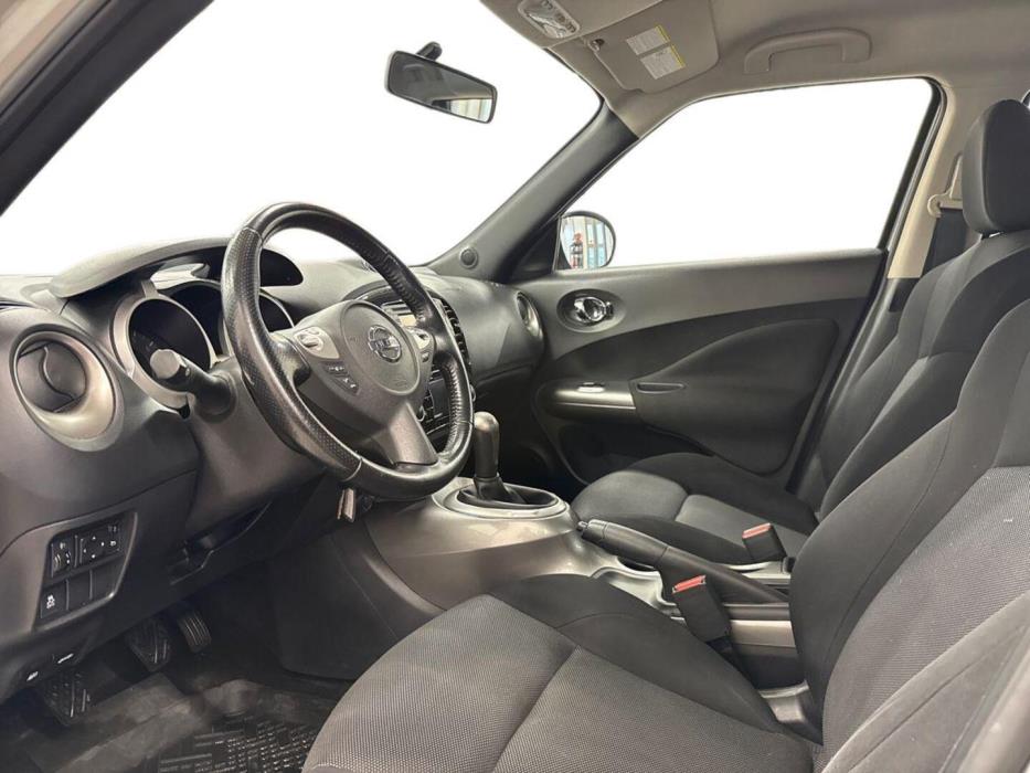 NISSAN Juke 2011