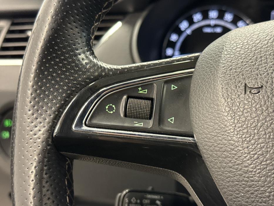 SKODA Octavia 2014