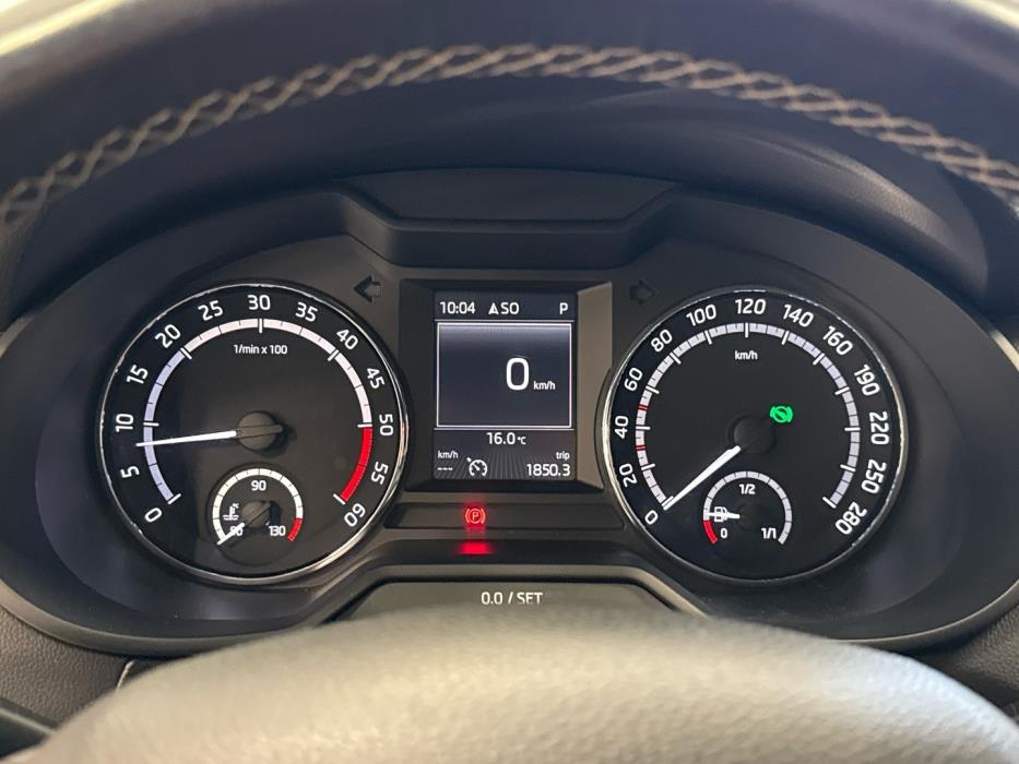 SKODA Octavia 2014