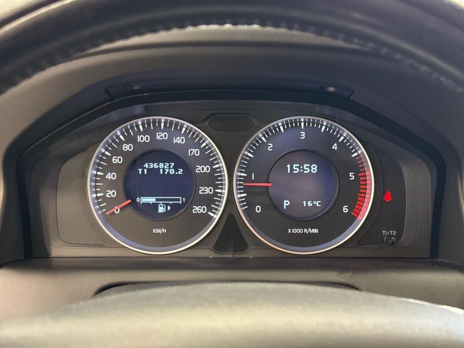 VOLVO XC60 2011