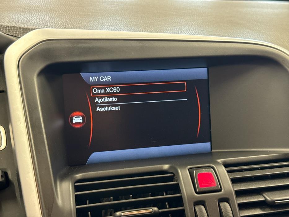 VOLVO XC60 2011