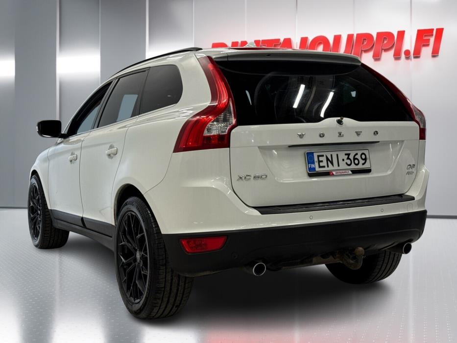 VOLVO XC60 2011