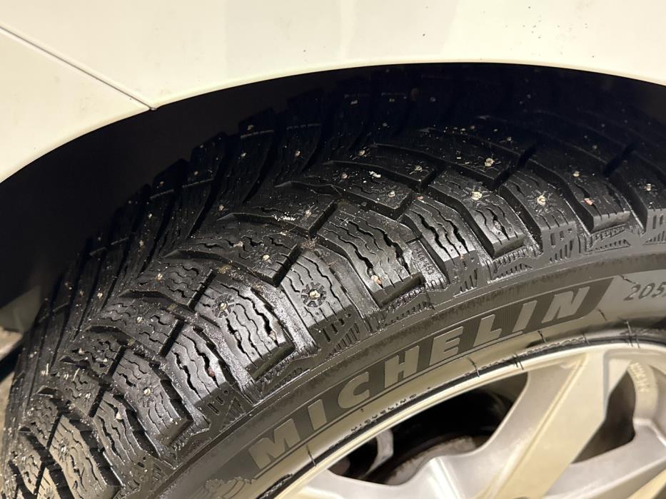 VOLKSWAGEN Touran 2018