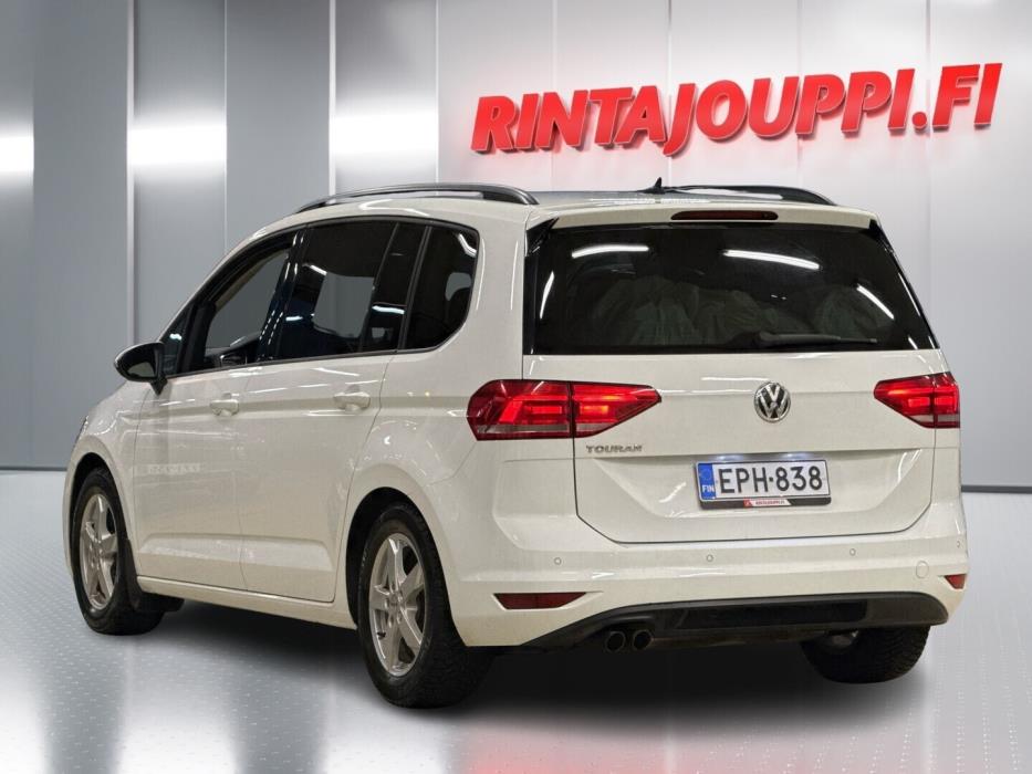 VOLKSWAGEN Touran 2018