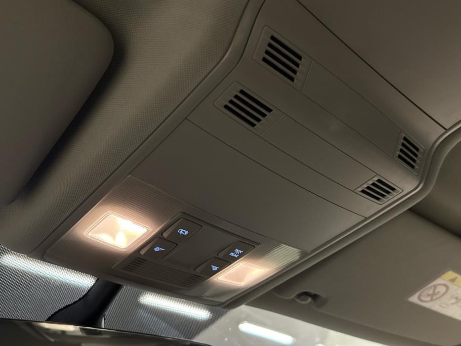 VOLKSWAGEN Touran 2018