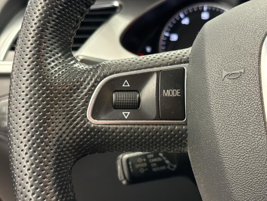 AUDI A4 2011