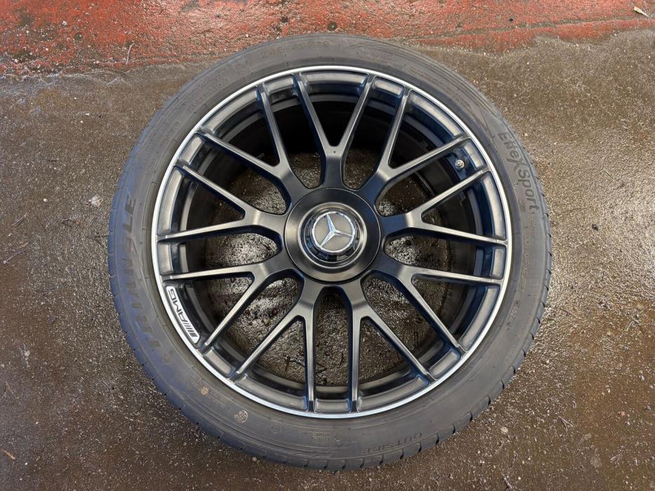 MERCEDES-BENZ E 2017