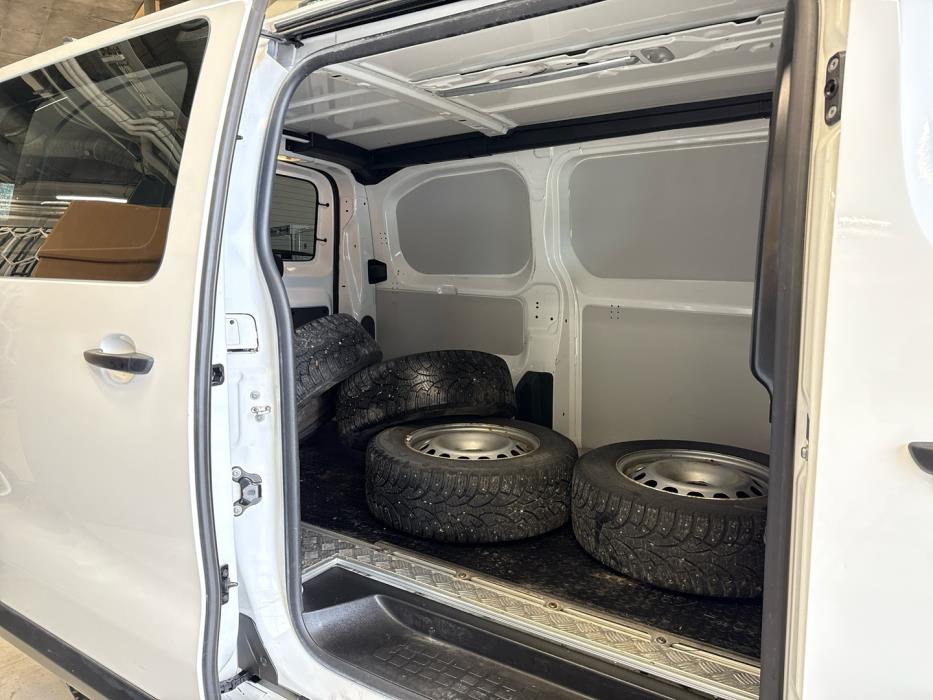 TOYOTA Proace 2021