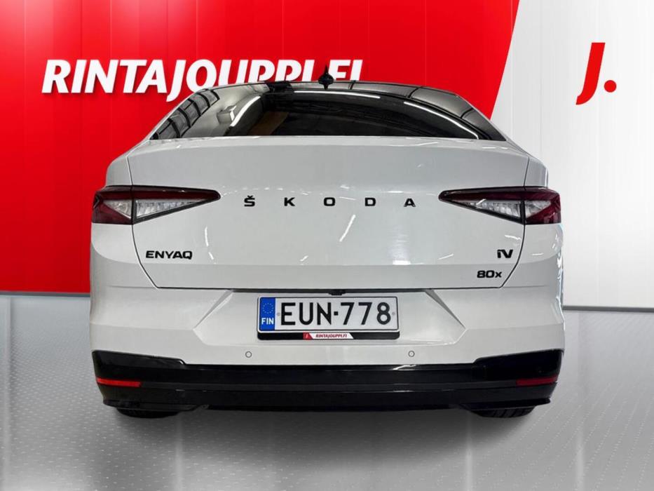 SKODA Enyaq 2023