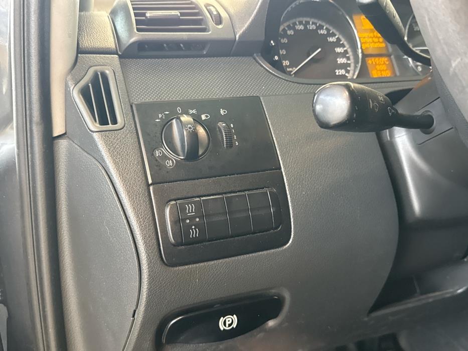 MERCEDES-BENZ Vito 2011