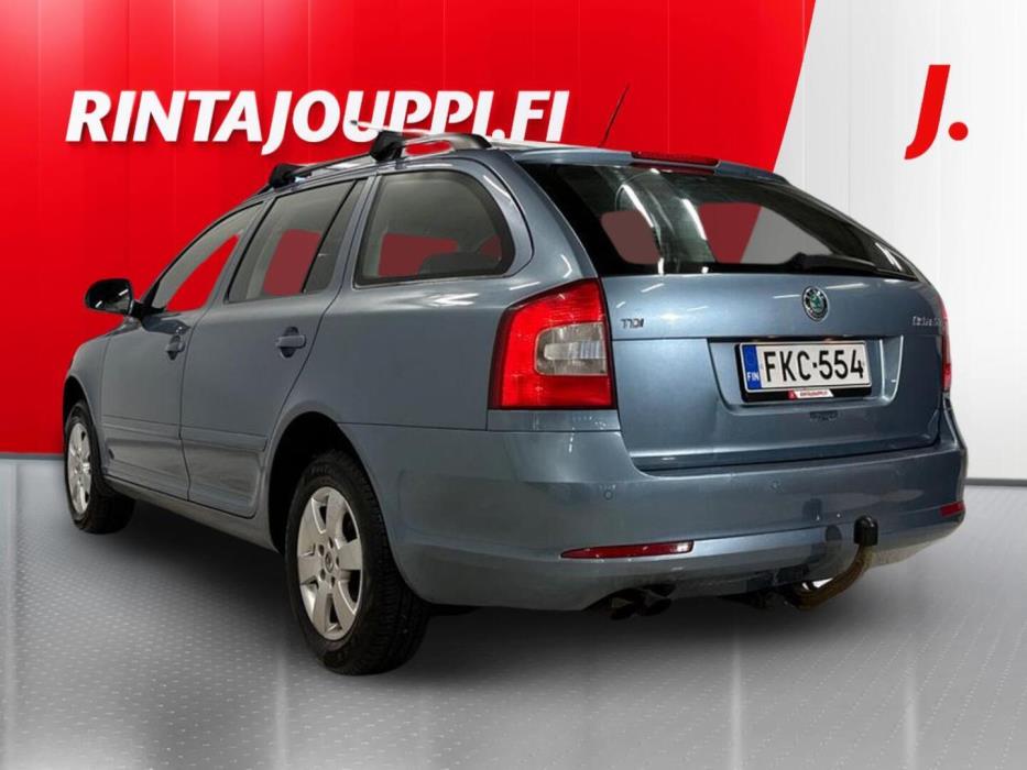 SKODA Octavia 2011