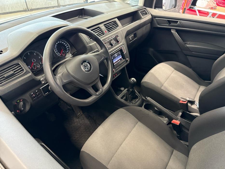 VOLKSWAGEN Caddy 2021