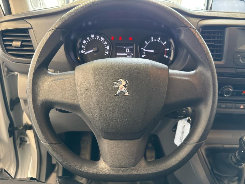 PEUGEOT Expert 2022