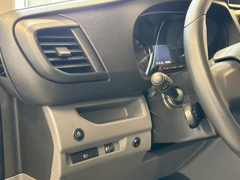 PEUGEOT Expert 2022
