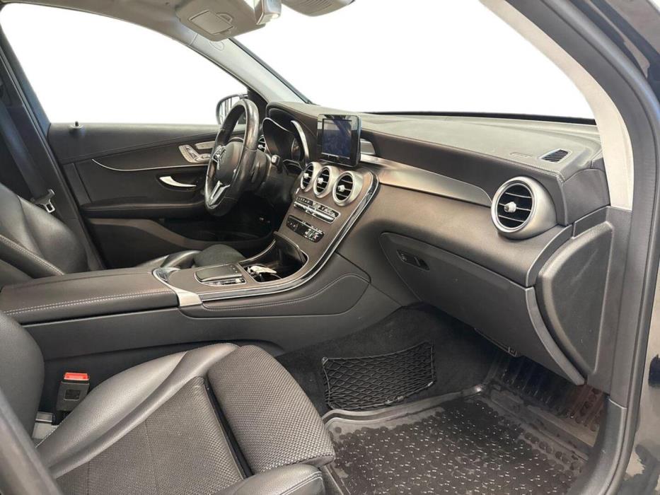 MERCEDES-BENZ GLC 2020