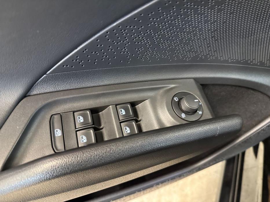 SKODA Enyaq 2023