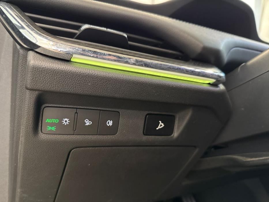 SKODA Enyaq 2023