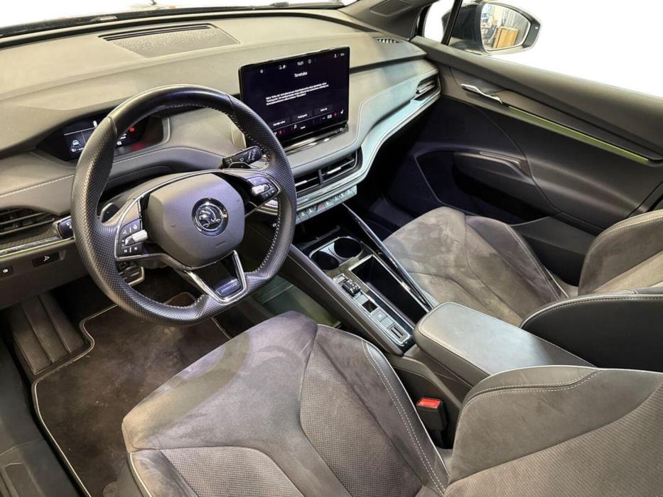 SKODA Enyaq 2023