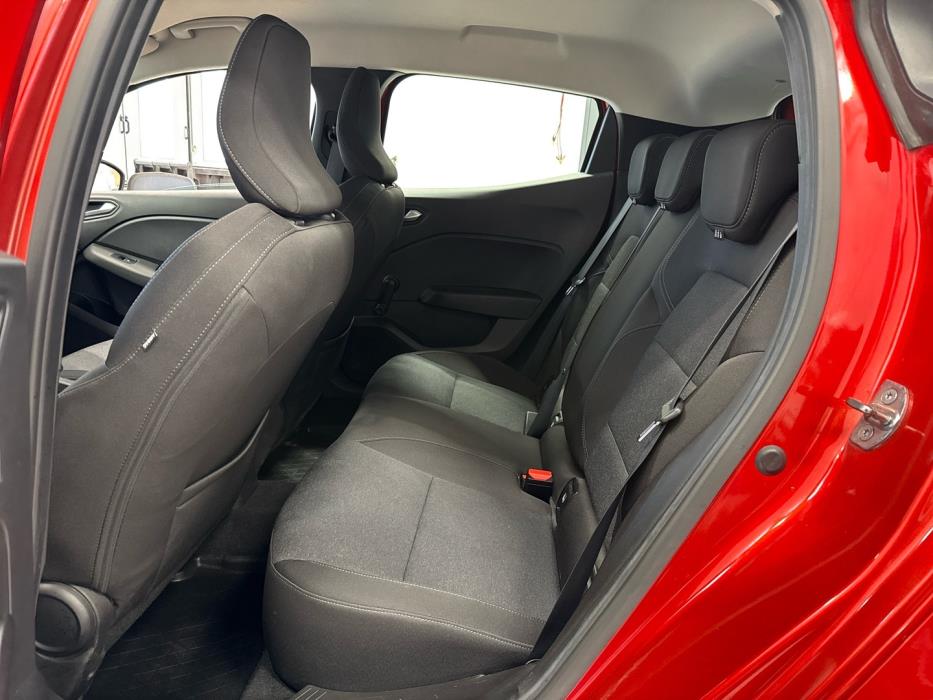 RENAULT Clio 2023
