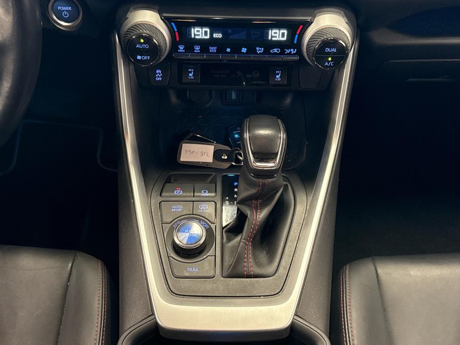 TOYOTA RAV4 Plug-in 2021