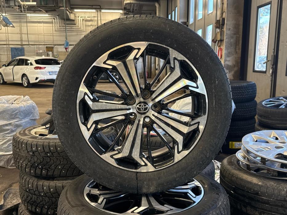 TOYOTA RAV4 Plug-in 2021