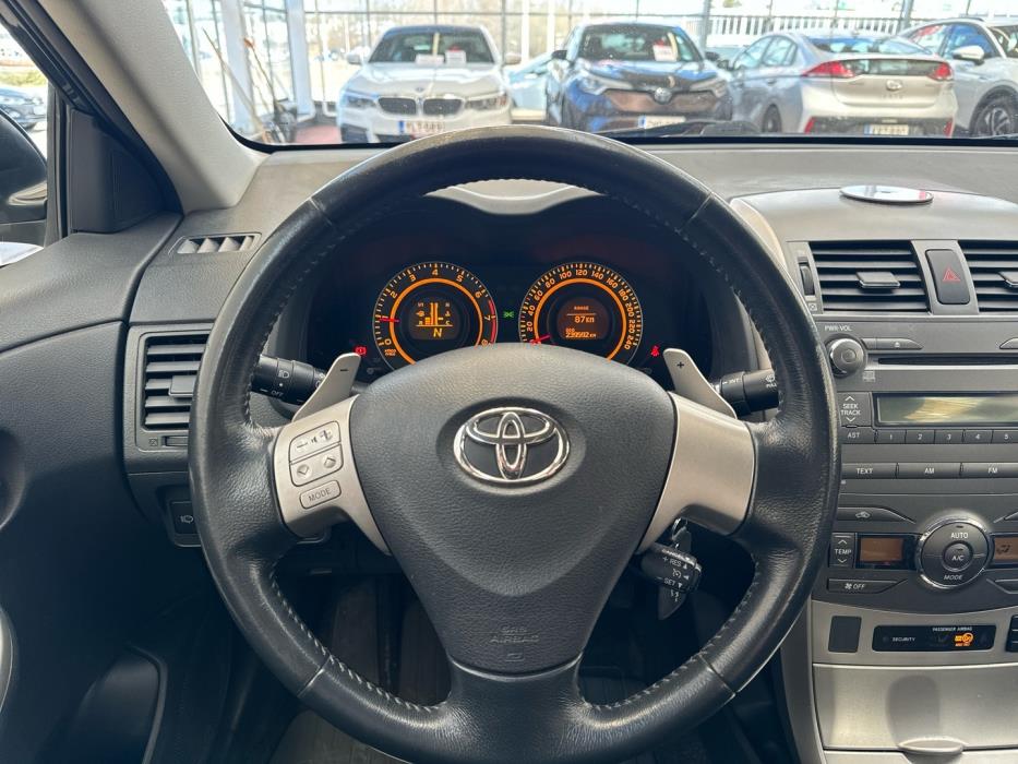 TOYOTA Corolla 2007