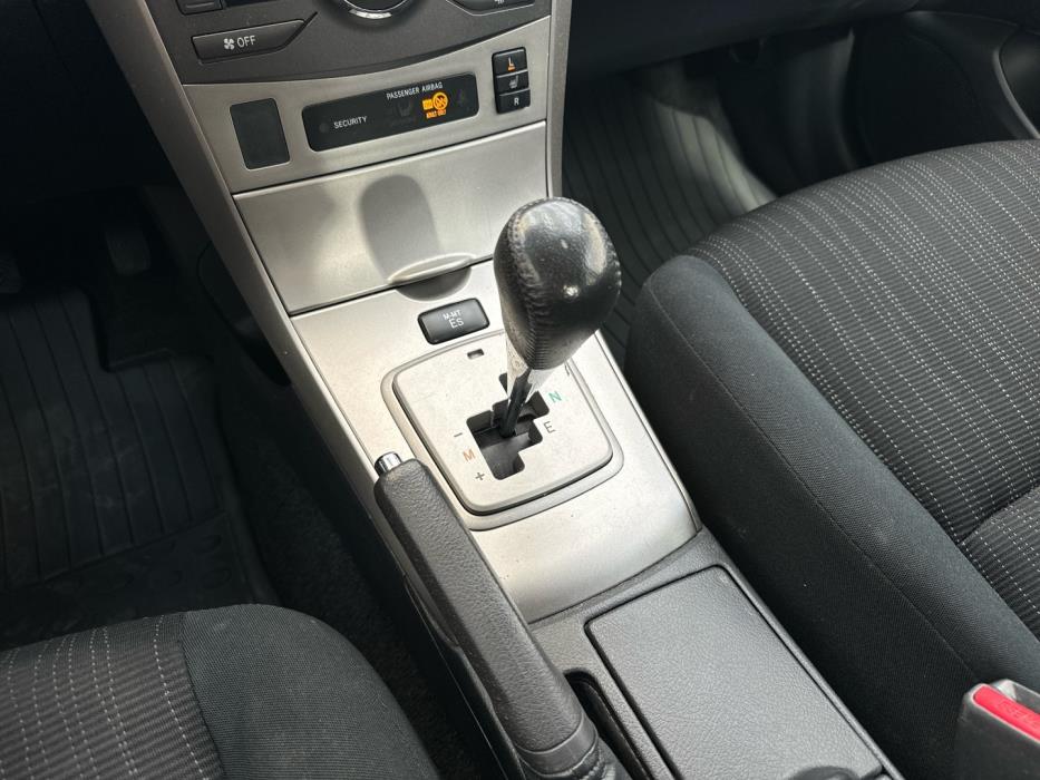 TOYOTA Corolla 2007