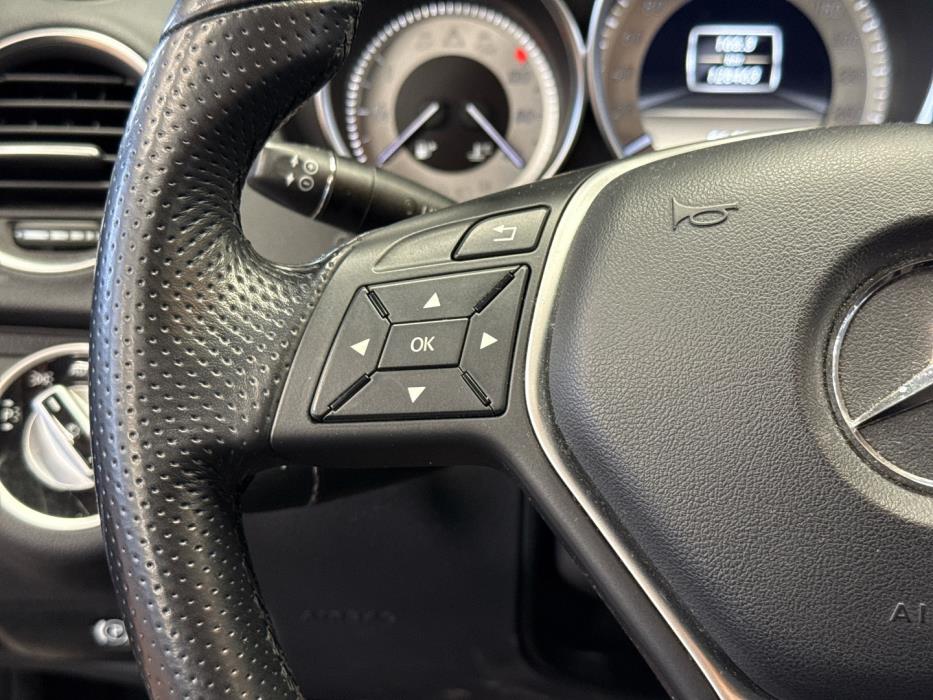 MERCEDES-BENZ C 2012