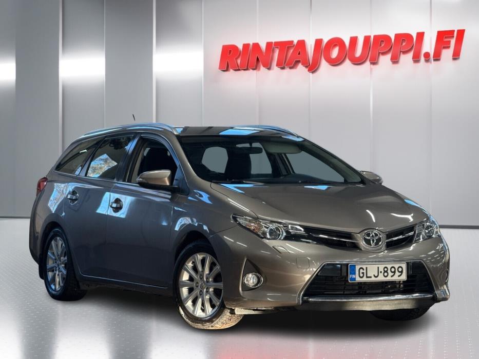 TOYOTA Auris 2014