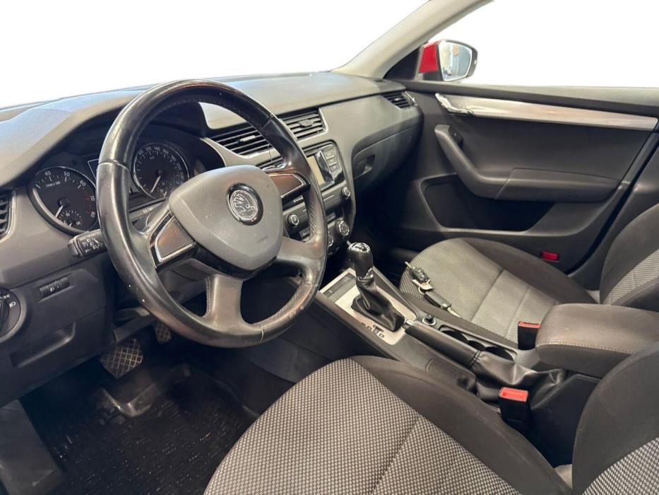 SKODA Octavia 2015