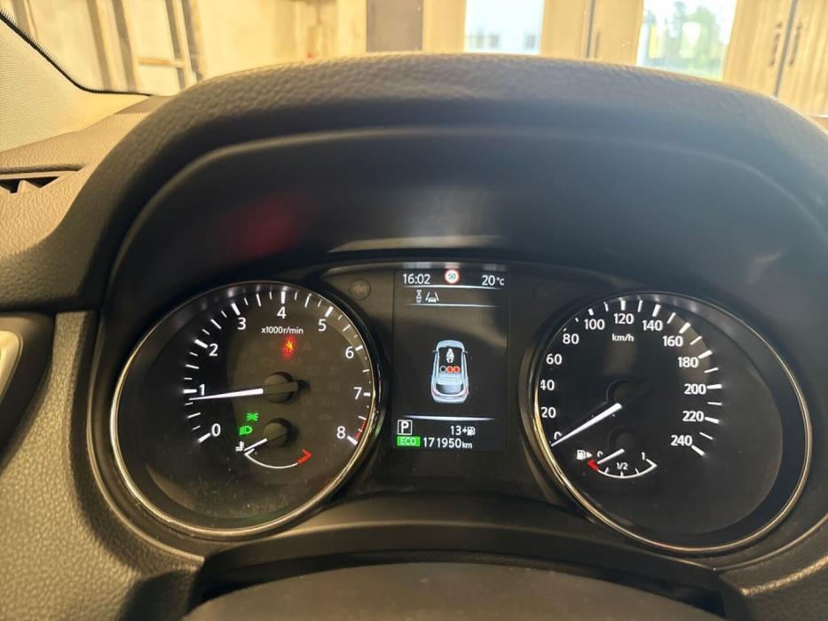 NISSAN Qashqai 2016