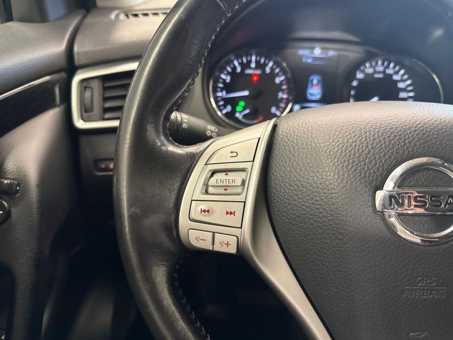 NISSAN Qashqai 2016