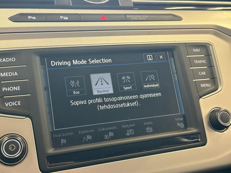 VOLKSWAGEN Passat 2017