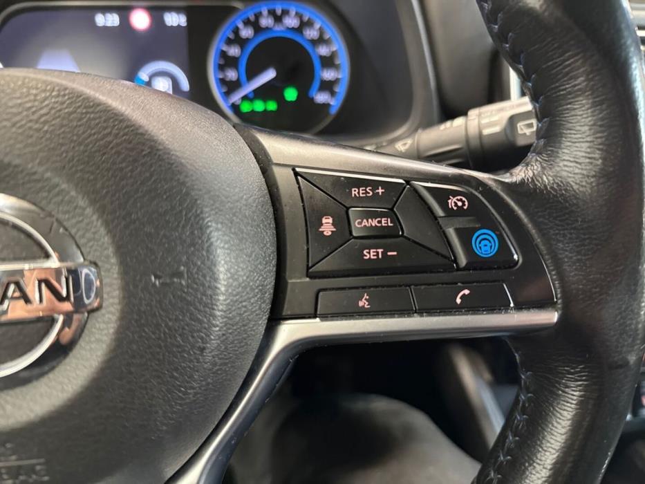 NISSAN Leaf 2018