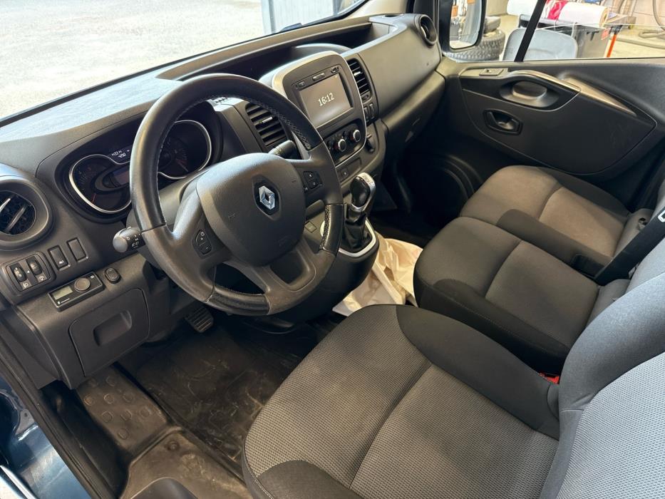 RENAULT Trafic 2021