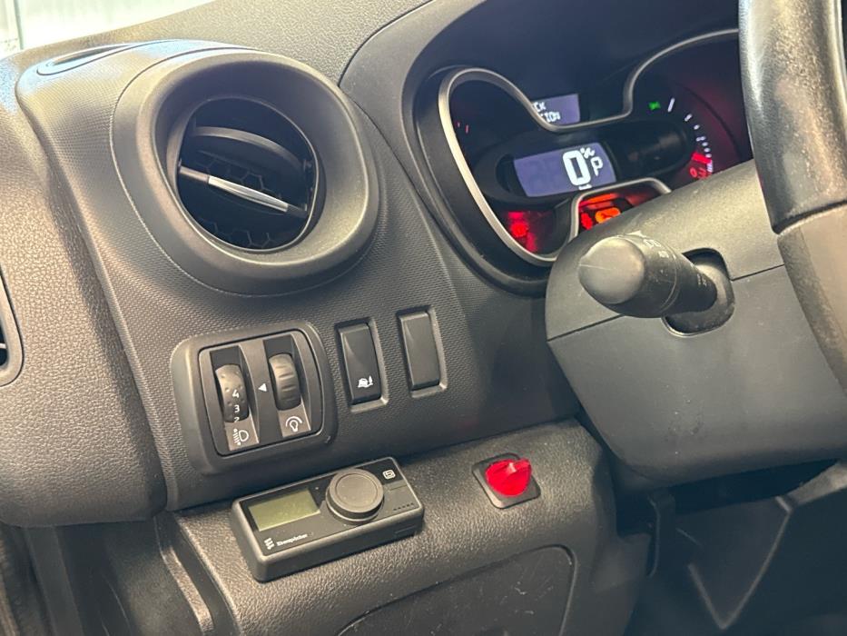 RENAULT Trafic 2021