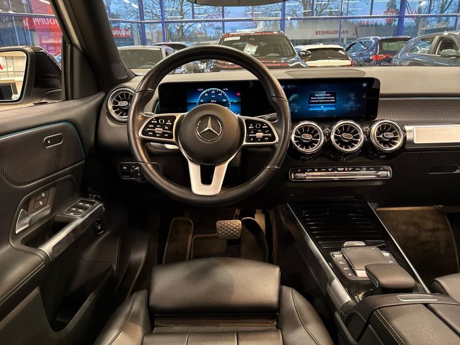 MERCEDES-BENZ GLB 2021