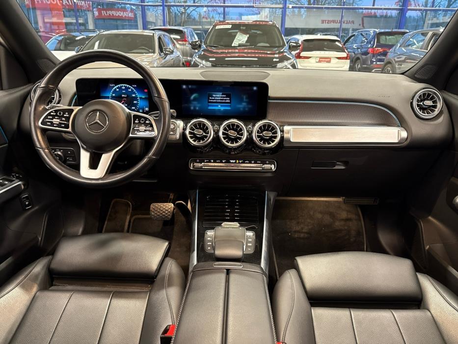 MERCEDES-BENZ GLB 2021