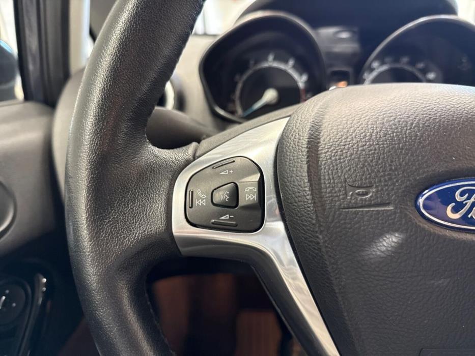 FORD Fiesta 2014