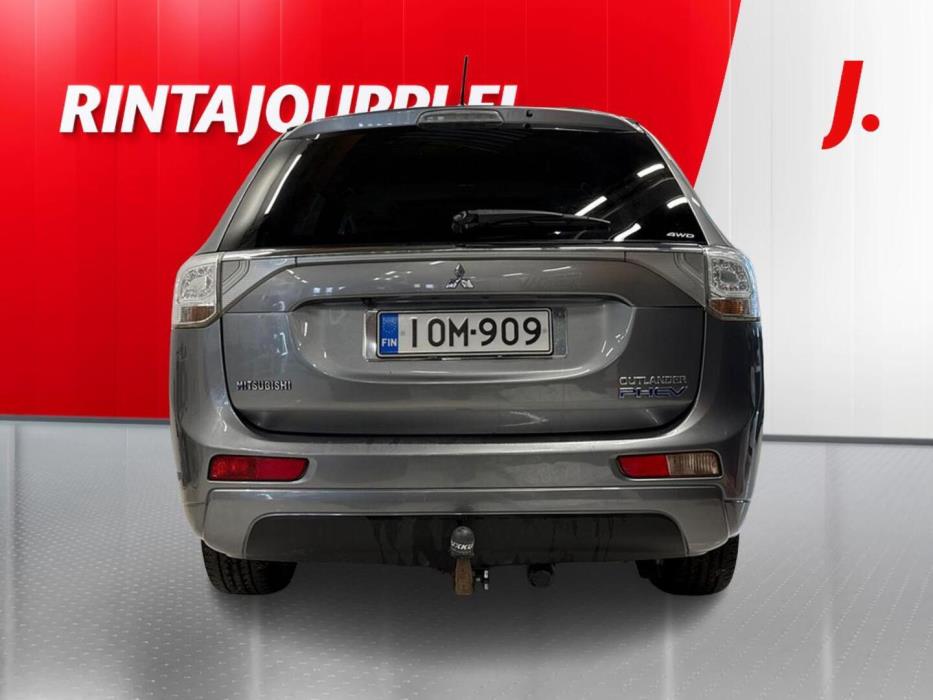 MITSUBISHI Outlander PHEV 2013