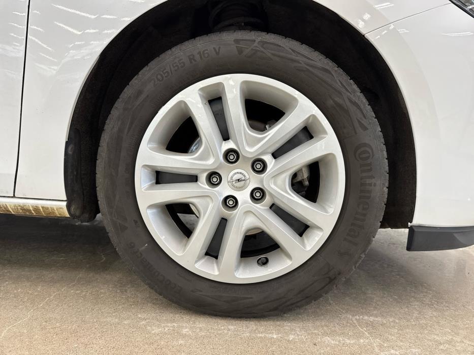 OPEL Astra 2019
