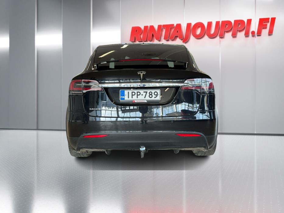 TESLA Model X 2018