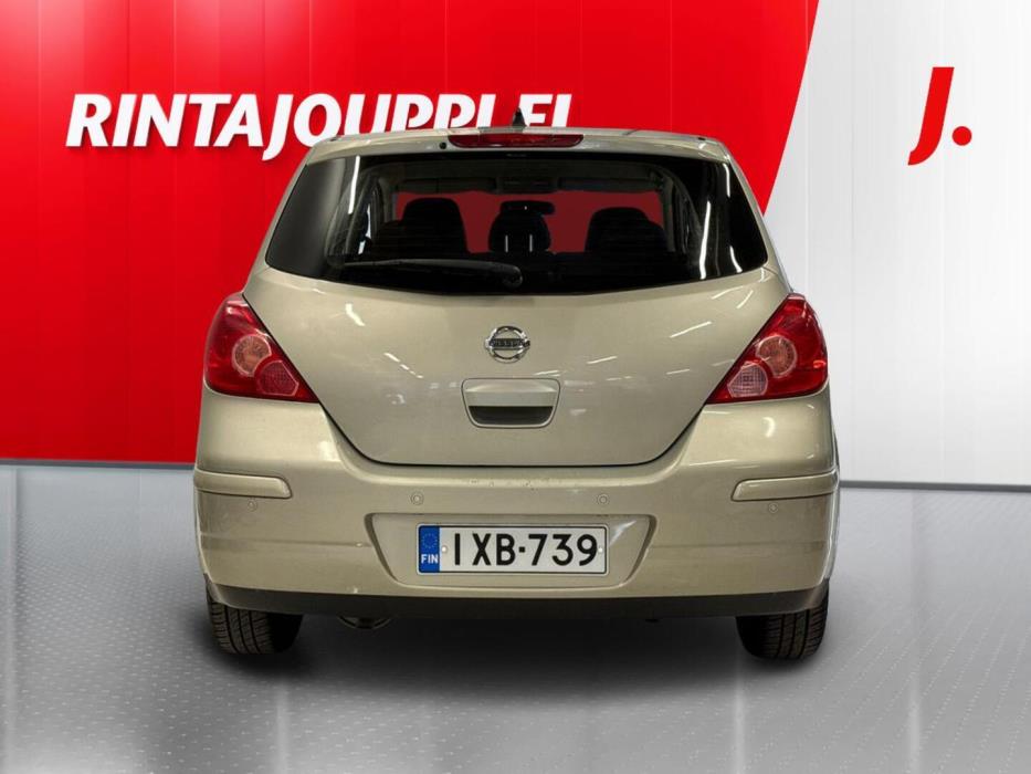 NISSAN Tiida 2008
