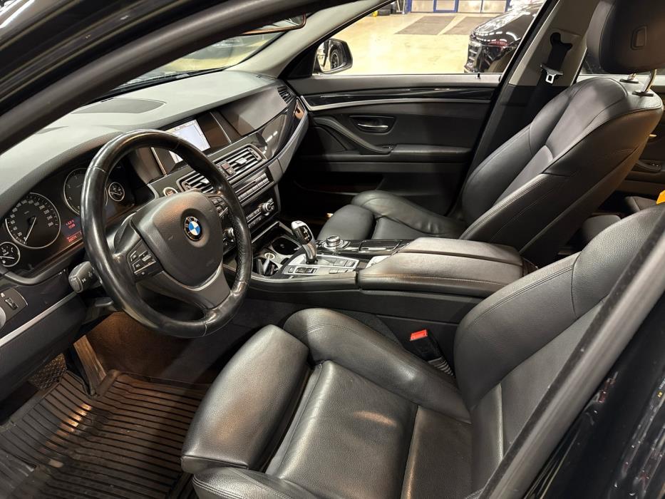 BMW 520 2014