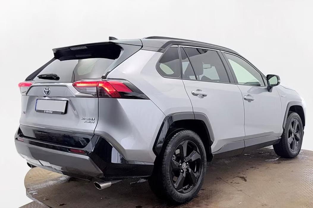 TOYOTA RAV4 2021