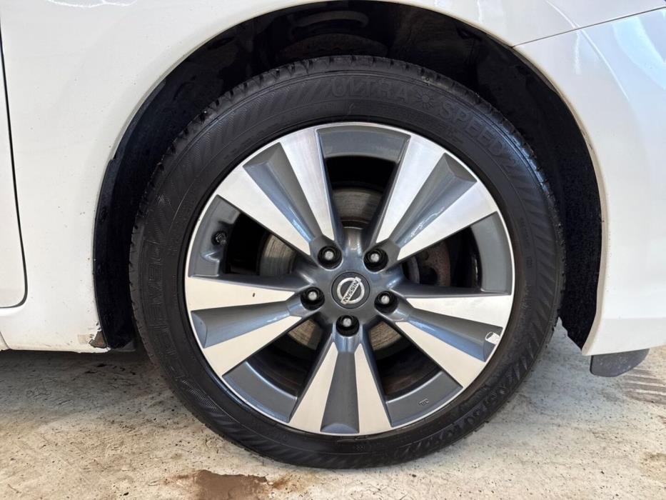 NISSAN Pulsar 2015