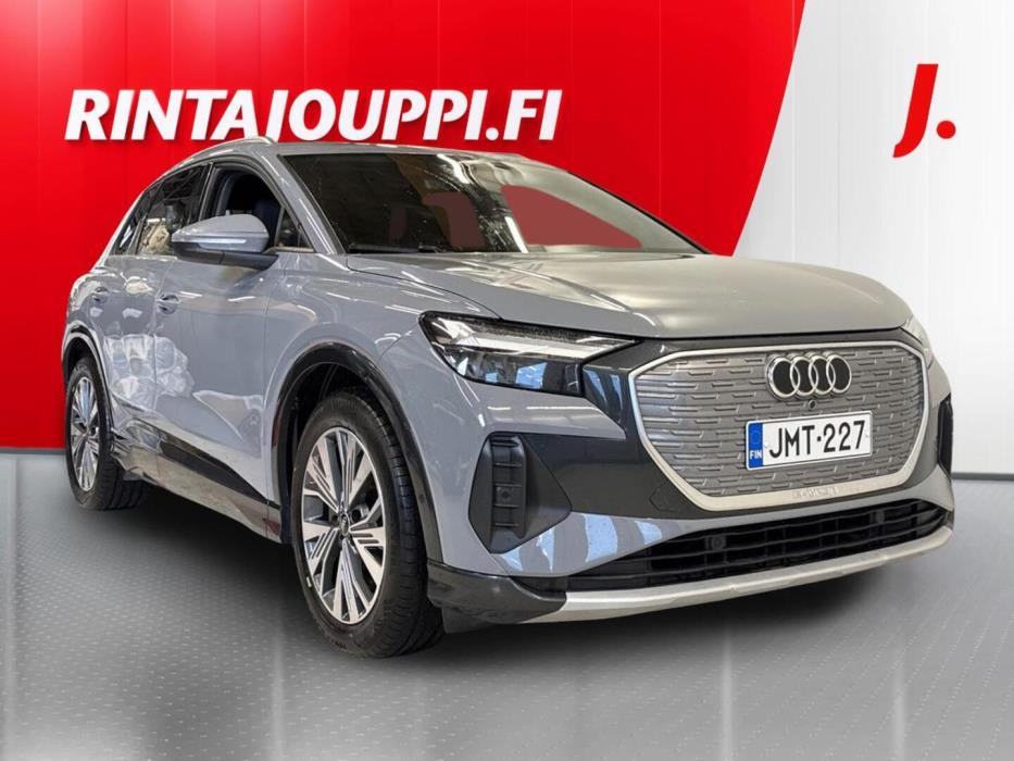 AUDI Q4 e-tron 2022