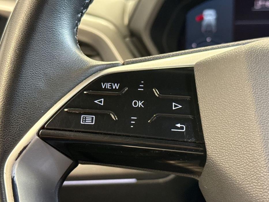 AUDI Q4 e-tron 2022